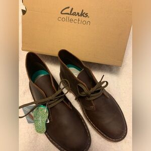 CLARK COLLECTION CHUKKA BOOTS
